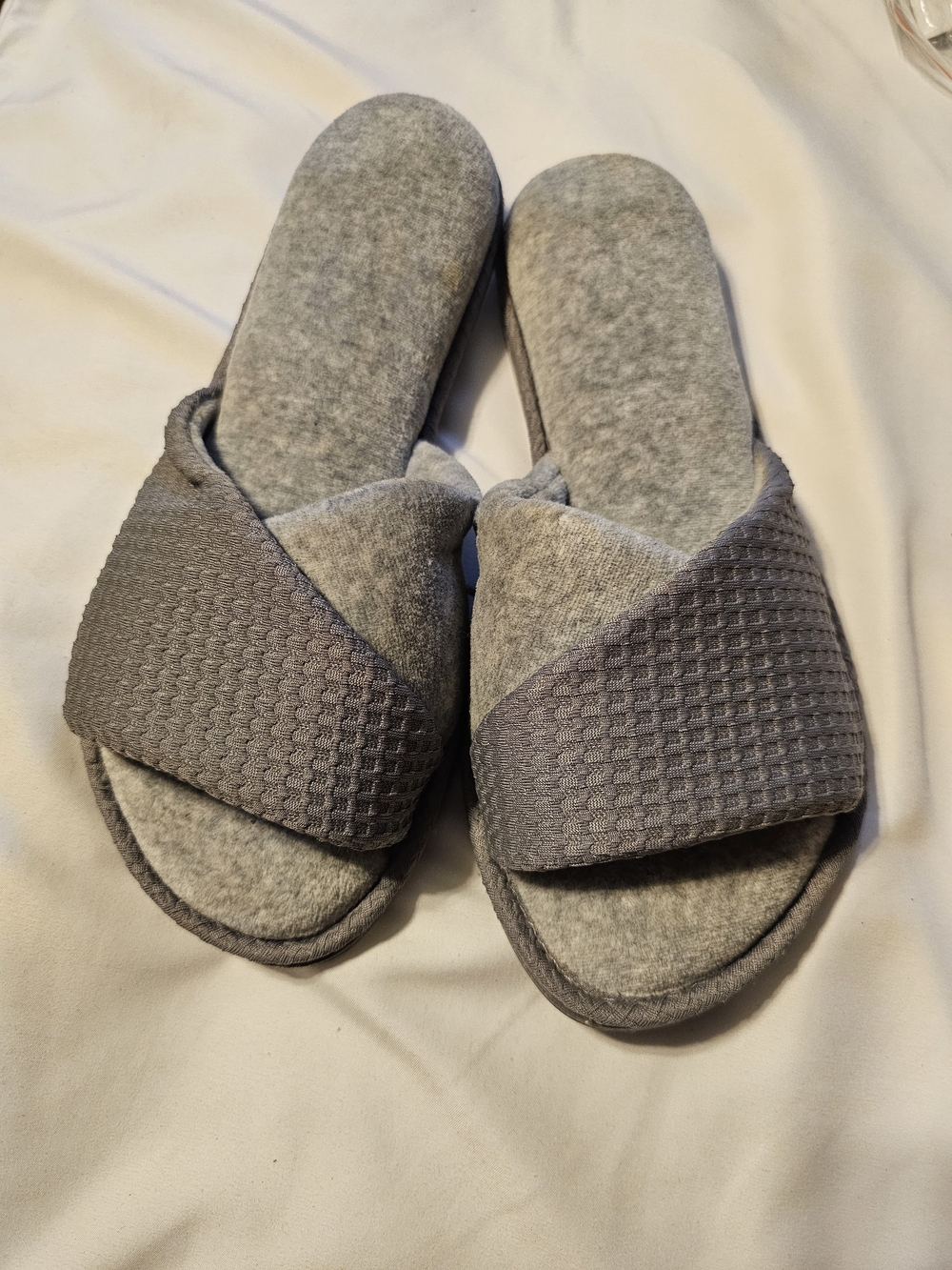 Dearfoams Gray Women's Slide Slippers